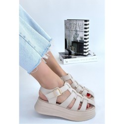 Toten Bej Cilt Kemerli Sandalet