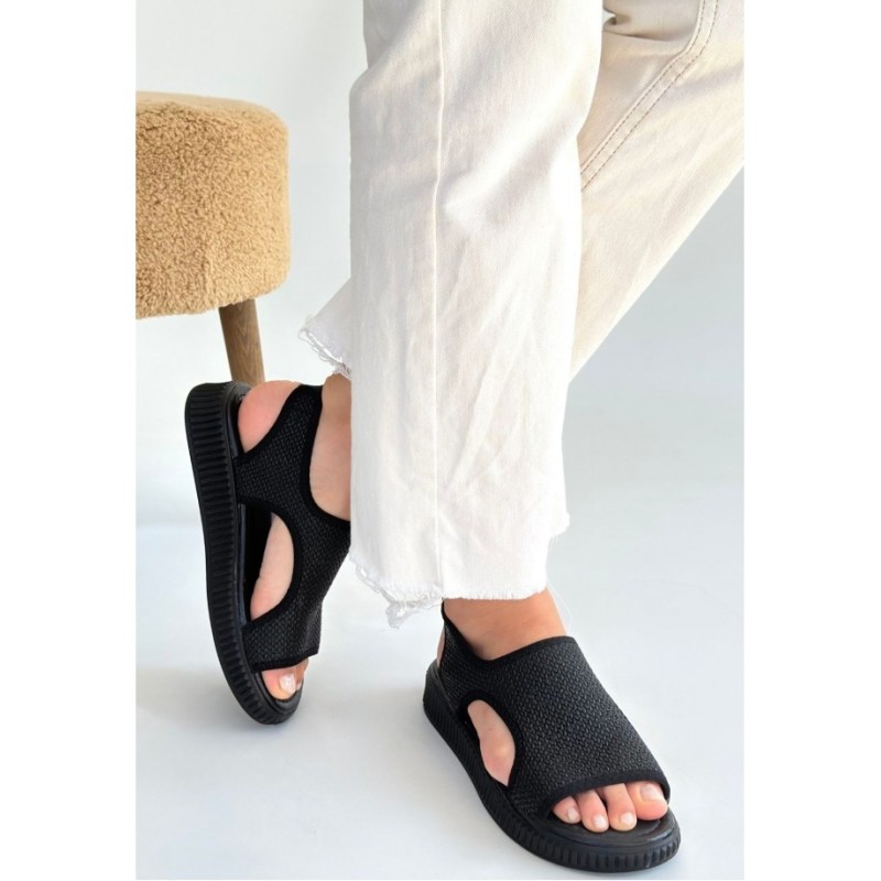 Wayi Siyah Hasır Cilt Sandalet